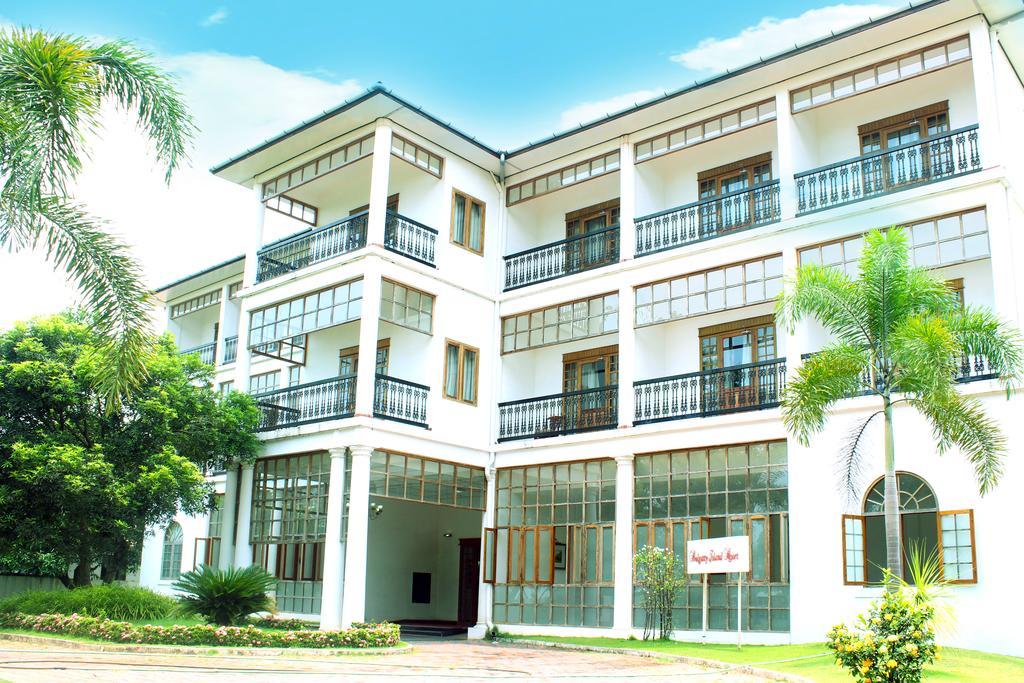 Bolgatty Palace & Island Resort Kochi Exterior photo
