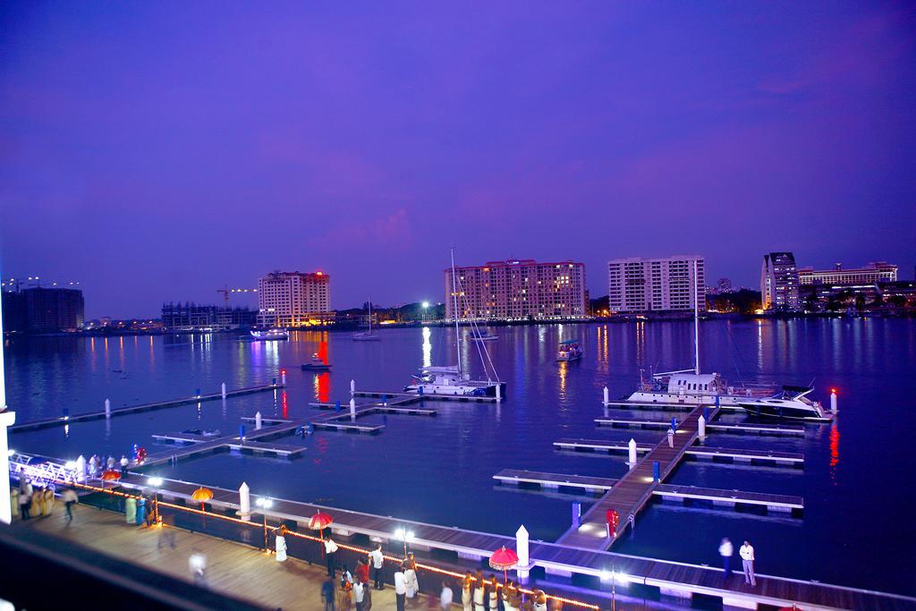 Bolgatty Palace & Island Resort Kochi Exterior photo