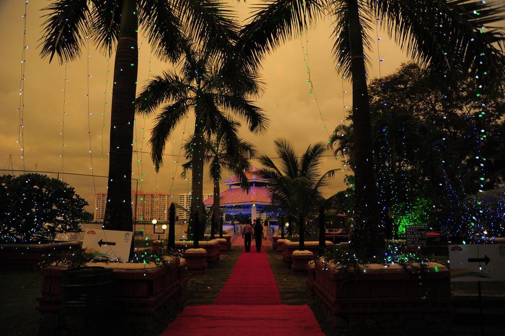 Bolgatty Palace & Island Resort Kochi Exterior photo