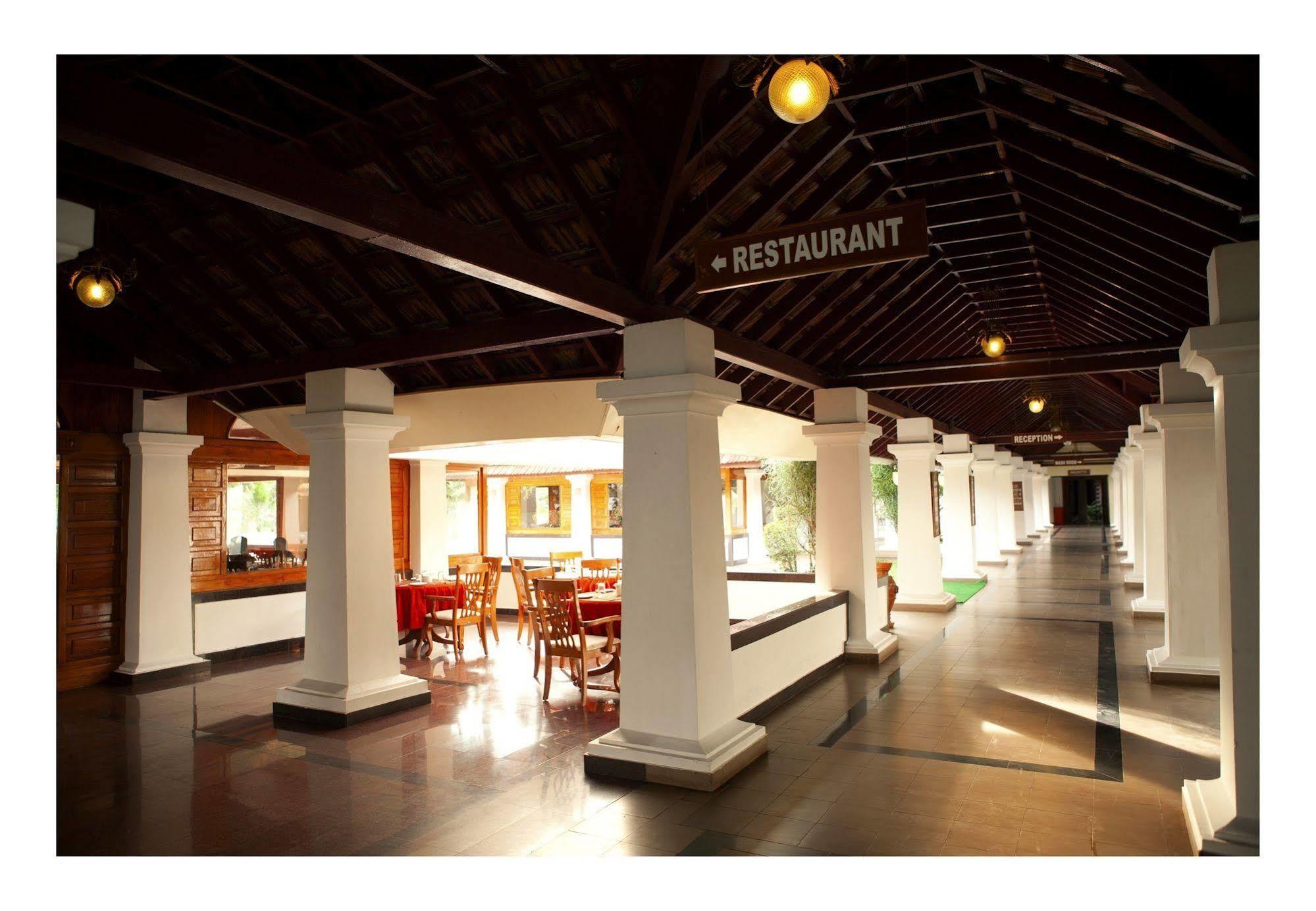 Bolgatty Palace & Island Resort Kochi Exterior photo