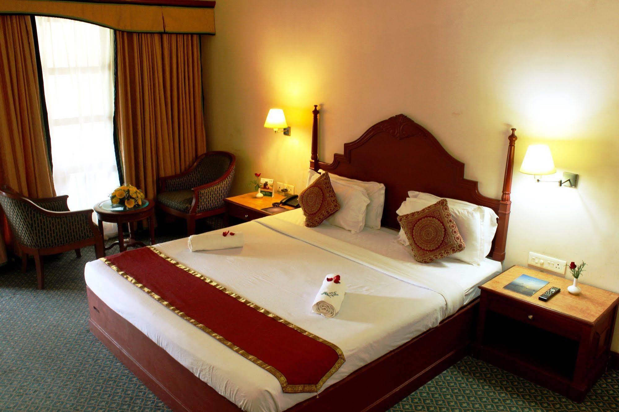 Bolgatty Palace & Island Resort Kochi Exterior photo